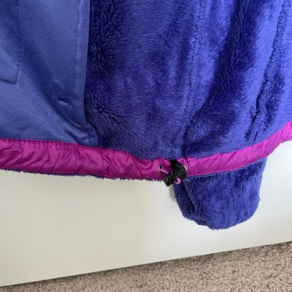 The North Face Purple (with Pink Accents) zip up fleece jacket, size medium - Picture 4 of 4